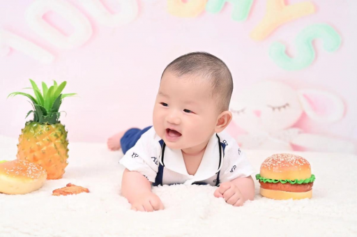 海宁宝宝可以躺着喝奶瓶吗